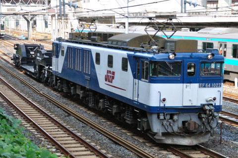 【JR貨】シキ1000D1 輸送を東十条駅付近で撮影した写真