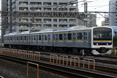 【JR東】209系マリC413編成 幕張へ回送を金町駅で撮影した写真