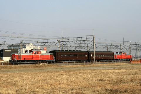 【JR東】DD51＋旧型客車2両 八高線ハンドル訓練の拡大写真