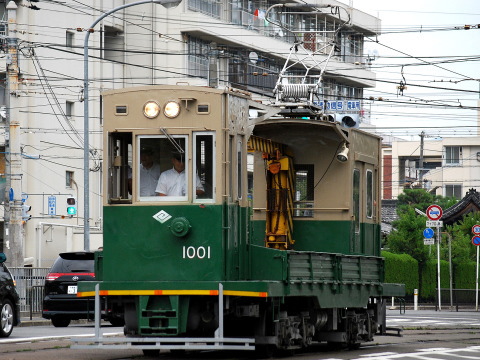 【京福】モト1001型電動貨車 本線走行を西大路三条～山ノ内で撮影した写真