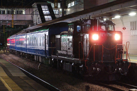 【JR九】「唐津くんちホテルトレイン」用14系寝台車 返却回送を南福岡駅で撮影した写真