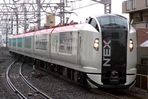 【JR東】E259系クラNE017編成 試運転を市川駅で撮影した写真