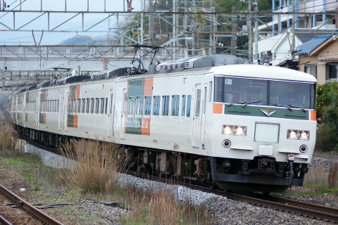 【JR東】E655系使用のお召し列車運転(復路)を国府津～二宮で撮影した写真