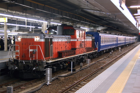 【JR西】DD51-1191＋12系5両 乗務員訓練を大阪駅で撮影した写真