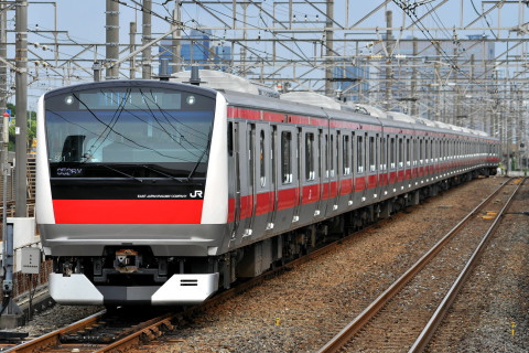 【JR東】E233系5000番代 営業運転開始を新習志野駅で撮影した写真