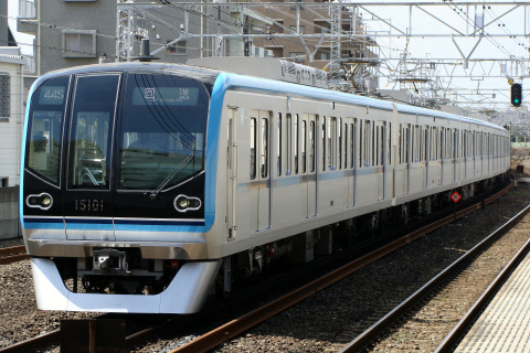  【メトロ】東西線15000系15101F 津田沼へ回送を船橋駅で撮影した写真
