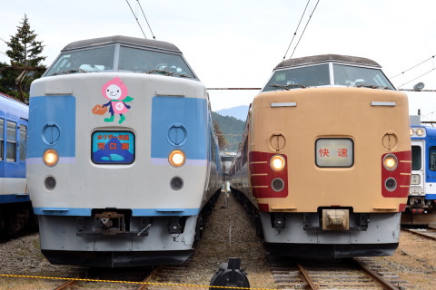 【富士急】「富士急電車まつり2011」開催を河口湖駅で撮影した写真