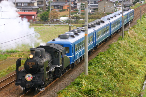 【JR西】「SL北びわこ号」運転(2011年秋期)を米原～坂田で撮影した写真