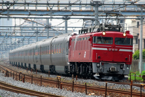 【JR東】EF81-81＋E26系12両 試運転を北浦和～与野で撮影した写真