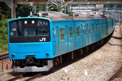 【JR東】201系ケヨK4＋54編成 廃車回送を鳥沢駅付近で撮影した写真