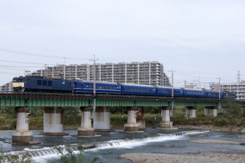 【JR東】24系青森車使用 「ブルートレインやまなし」号 運転を立川～日野で撮影した写真