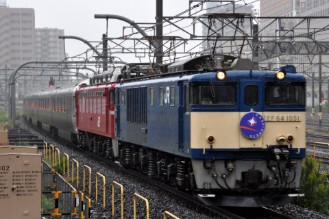 【JR東】E26系「カシオペア・クルーズ」号運転をさいたま新都心駅で撮影した写真