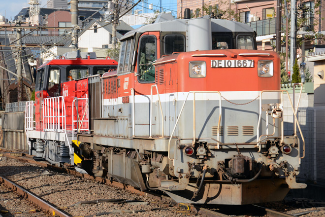 【JR貨】HD300-14甲種輸送を府中本町駅で撮影した写真