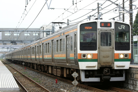 【JR東】211系5＋5両編成 宇都宮線での運転が終了を矢板駅で撮影した写真