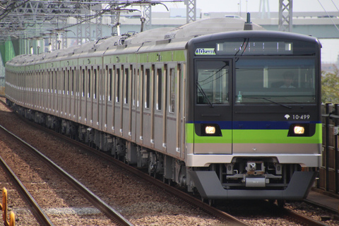 【都営】10-300形10-490編成営業運転開始を東大島駅で撮影した写真
