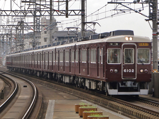 【能勢電】阪急6002Fが能勢電に譲渡を池田駅で撮影した写真