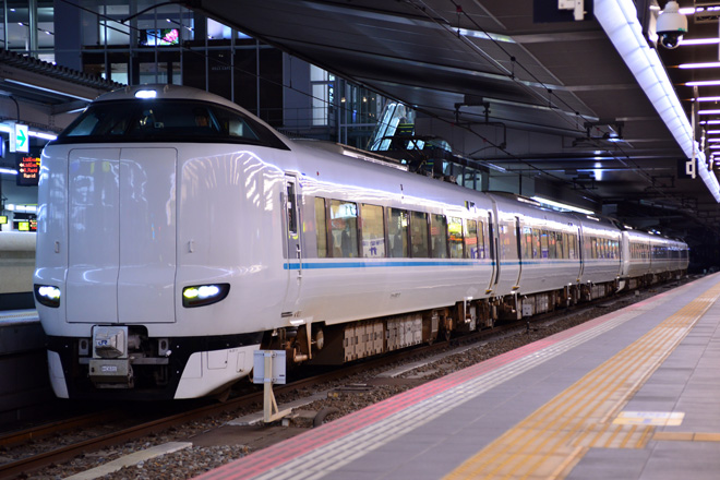 【JR西】287系HC631編成 福知山車と混色運転を大阪駅で撮影した写真