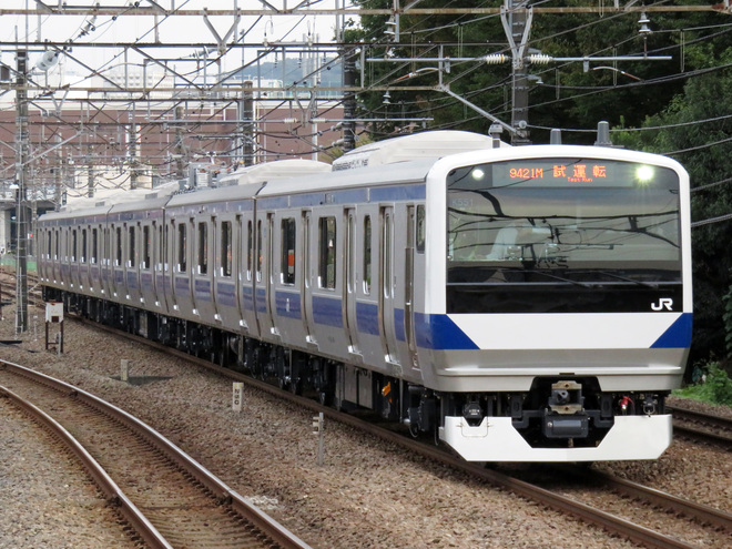 【JR東】 E531系K551編成 J-TREC出場を府中本町駅で撮影した写真