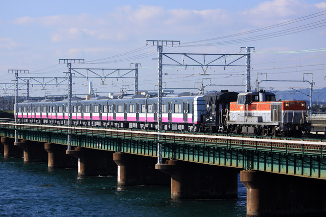 【新京成】N800形N848編成甲種輸送を新居町～弁天島間で撮影した写真