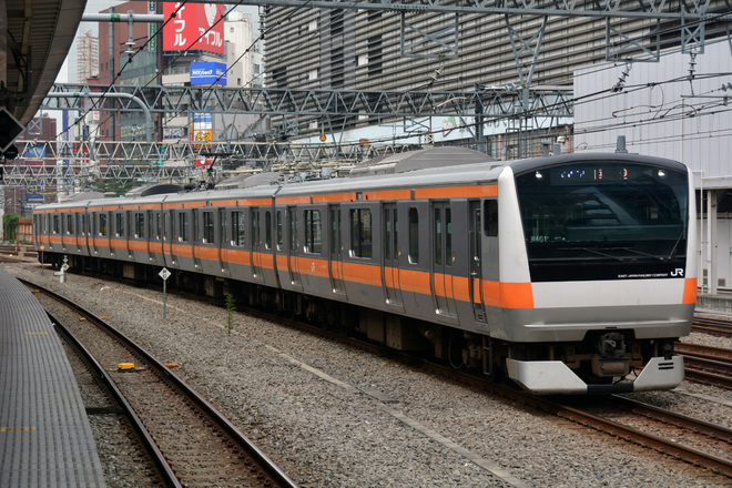【JR東】E233系青461編成 東京総合車両センター入場を新宿駅で撮影した写真