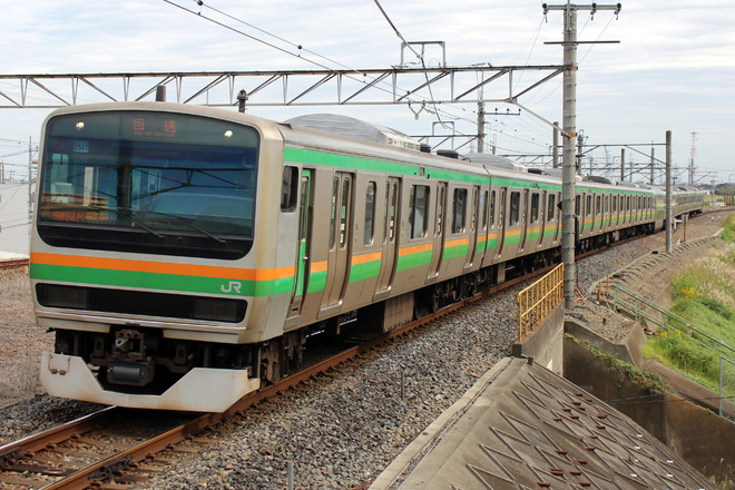 【JR東】E231系小山車 団体臨時列車で京葉線へを吉川駅で撮影した写真