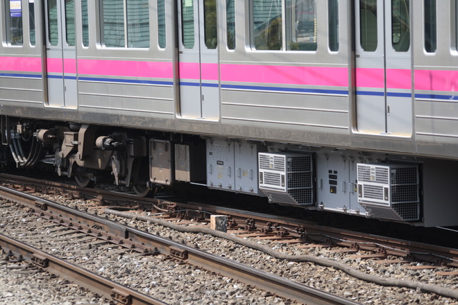 【京王】8000系8722FVVVF更新試運転を若葉台駅で撮影した写真