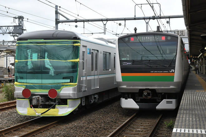 【メトロ】13000系13135F甲種輸送を小田原駅で撮影した写真