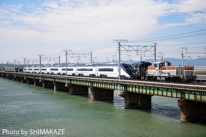 【京成】スカイライナーAE9編成甲種輸送 を新居町～弁天島間で撮影した写真