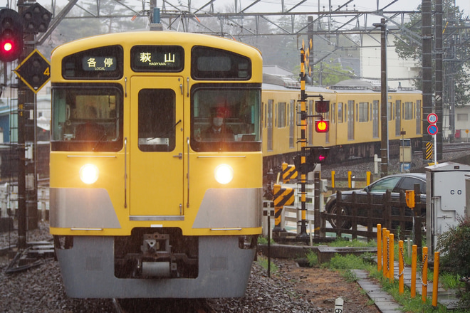 【西武】2000系4両編成が多摩湖線運用にを萩山駅で撮影した写真