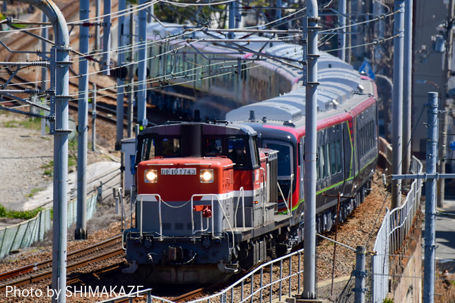 【JR四】2700系8両甲種輸送(20200414)を新長田駅で撮影した写真