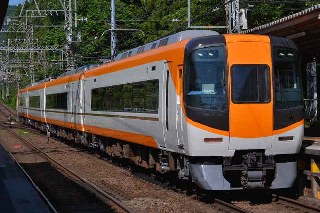 【近鉄】22000系AL20五位堂出場試運転を長谷寺駅で撮影した写真