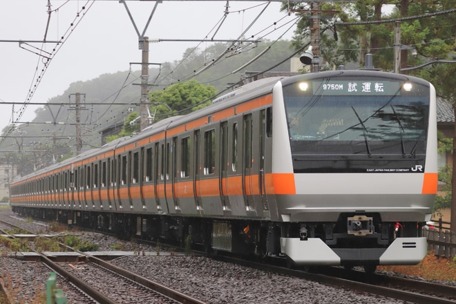 【JR東】E233系トタT71編成 J-TREC出場試運転を北鎌倉駅で撮影した写真