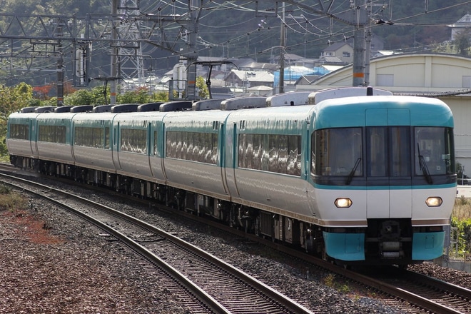 【JR西】283系HB601編成吹田総合車両所京都支所へを島本駅で撮影した写真