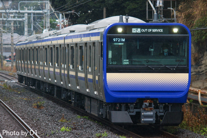 【JR東】E235系クラJ-02編成逗子へ回送を北鎌倉駅で撮影した写真