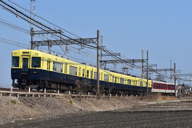 【近鉄】5200系VX05(2250系復刻塗装)名古屋線に入線(2021年2月)を白塚～高田本山間で撮影した写真