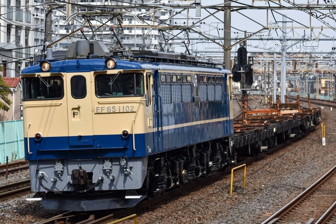 【JR東】EF65-1102牽引の品川工臨返空を北松戸駅で撮影した写真