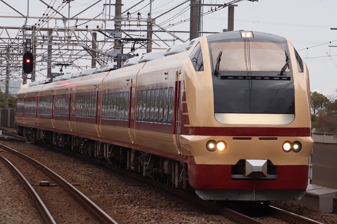 【JR東】快速「舞浜・東京ベイエリア号」運転(2021)を新浦安駅で撮影した写真