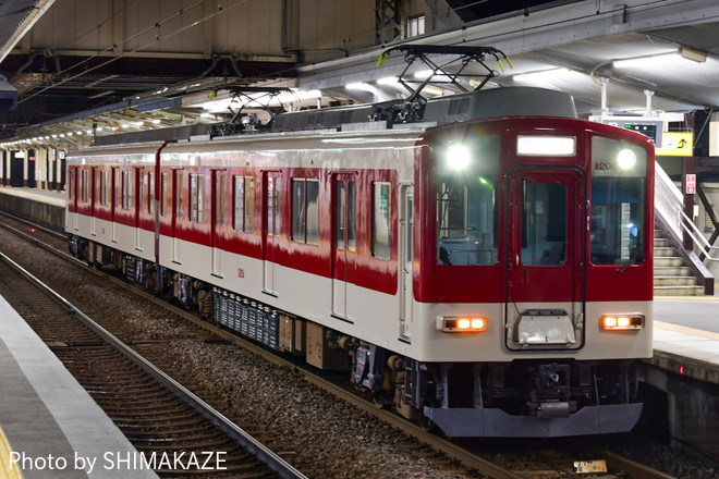 【近鉄】1201系RC01出場回送を松阪駅で撮影した写真