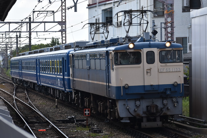 【JR西】12系3両が京都鉄道博物館へ配給輸送を高槻駅で撮影した写真
