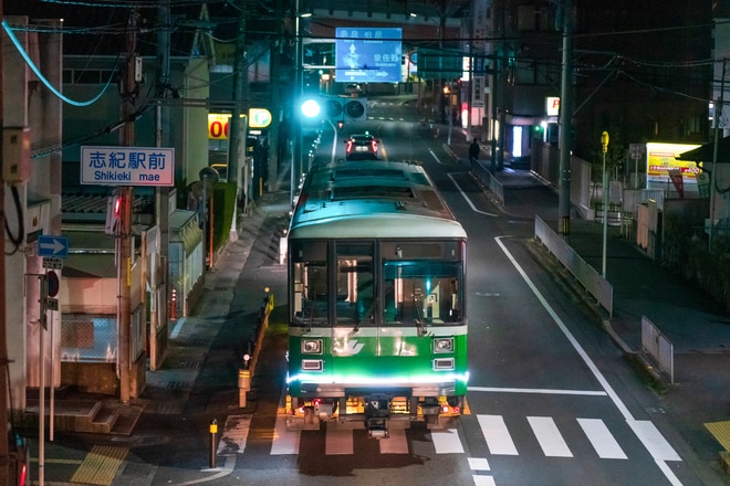 【神戸市交】2000形2121F廃車のため陸送を志紀駅前交差点で撮影した写真