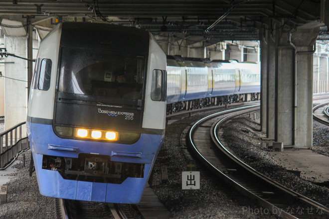 【JR東】255系Be-01編成大宮総合車両センター入場回送を赤羽駅で撮影した写真