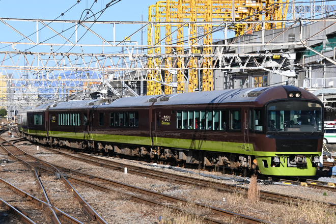 【JR東】「『リゾートやまどり』信越本線・両毛線コース」ツアーを催行を高崎駅で撮影した写真