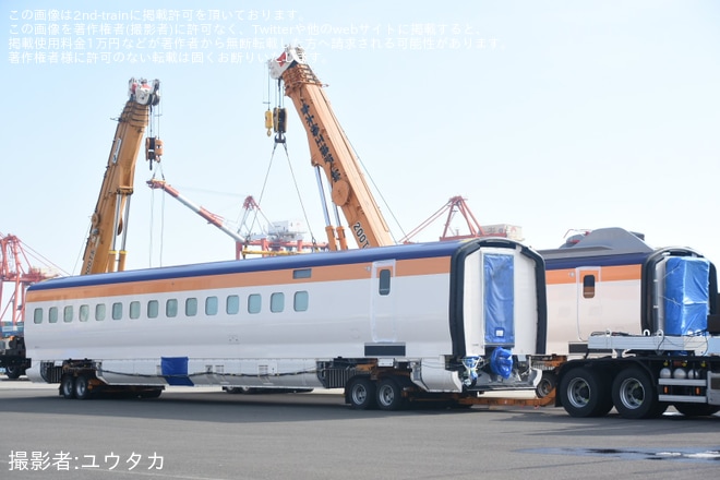 【JR東】E8系G1編成(日立製作所製造分)が仙台港へ航送