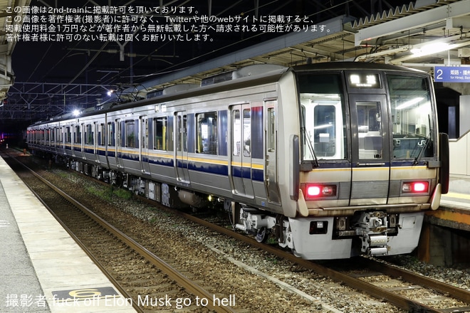 【JR西】207系T7編成網干総合車両所出場回送を御着駅で撮影した写真