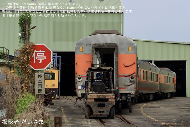 【台鐵】PP自強号用客車が秦陽へ回送を不明で撮影した写真