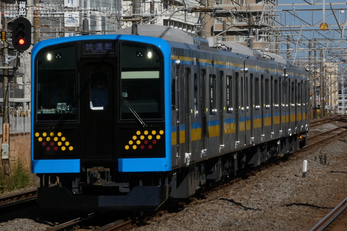 【JR東】鶴見線用E131系1000番台ナハT1編成 東海道貨物線試運転の拡大写真