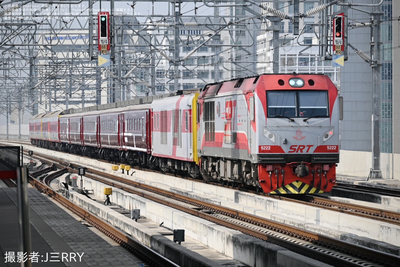 【SRT】「はまなす」で使用されていた元JR北海道の14系と元JR西日本の24系がタイで本線試運転の拡大写真