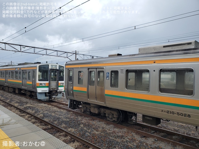 【JR海】211系SS2編成とSS3編成が富田駅へ回送され三岐鉄道へ譲渡へを不明で撮影した写真