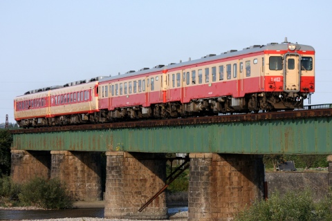 【JR東】キハ58系＋キハ52形「磐西・只見ぐるり一周号」運転の拡大写真