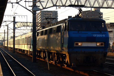 【メトロ】10000系10133F 甲種輸送を沼津駅で撮影した写真
